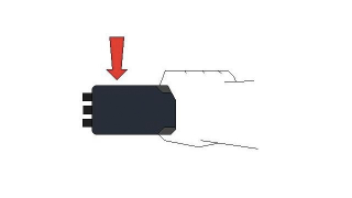 Illustration for article titled The Reason Why Gangsters Shoot Their Guns Sideways